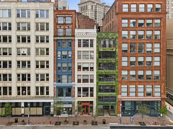 $595,000 | 806 Penn Avenue, Unit 2, Pittsburgh, PA 15222