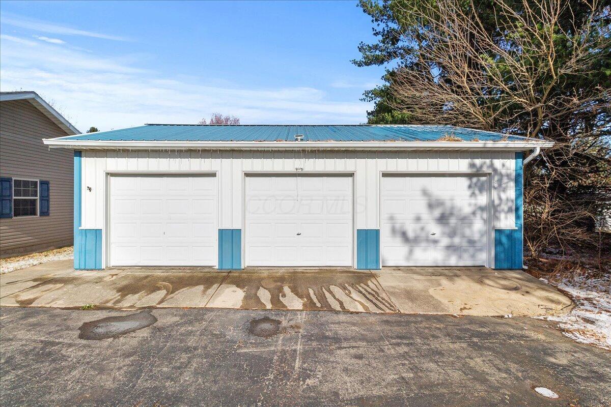 4275 Post Road Urbana, OH 43078 - Photo 5 of 37 04-IMG_1973