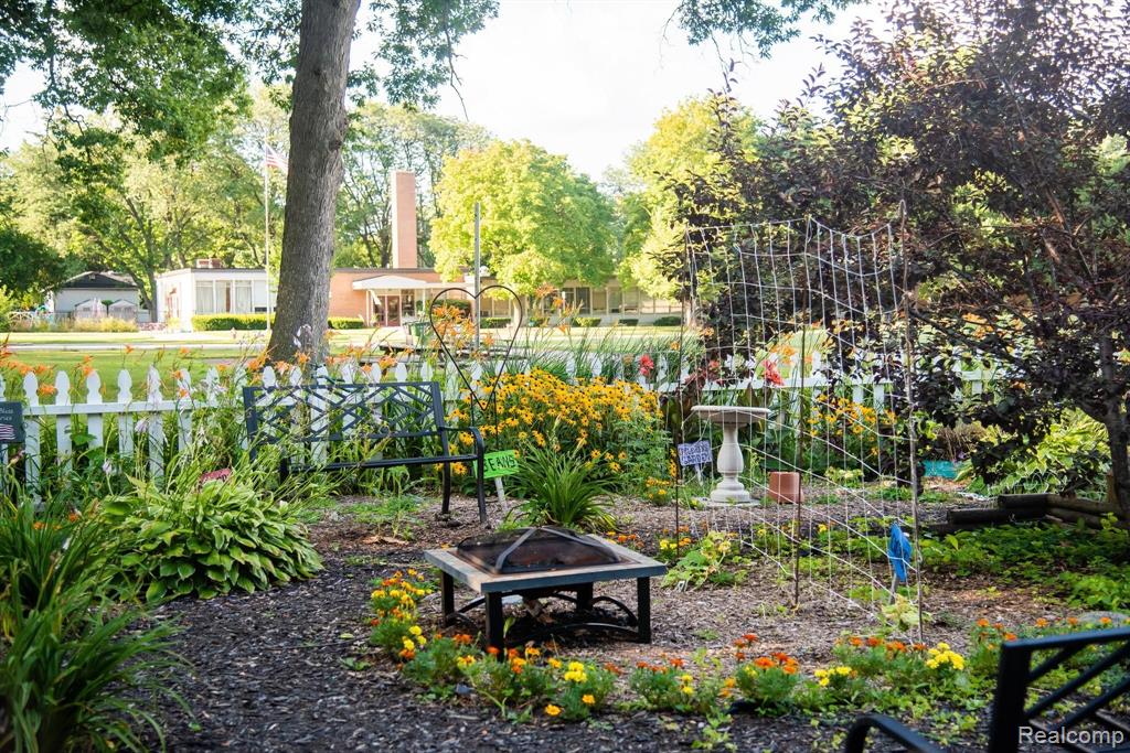 320 South Rochester Road Clawson, MI 48017 - Photo 46 of 59