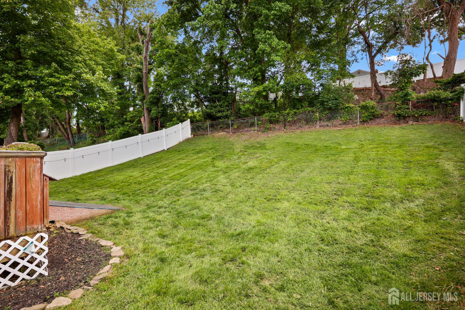 16 Venus Road South Amboy, NJ 08879 - Photo 31 of 31