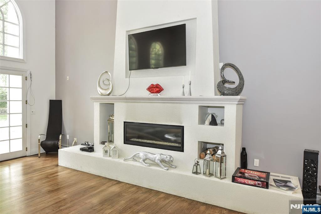24 Wildwood Road Saddle River, NJ 07458 - Photo 10 of 27