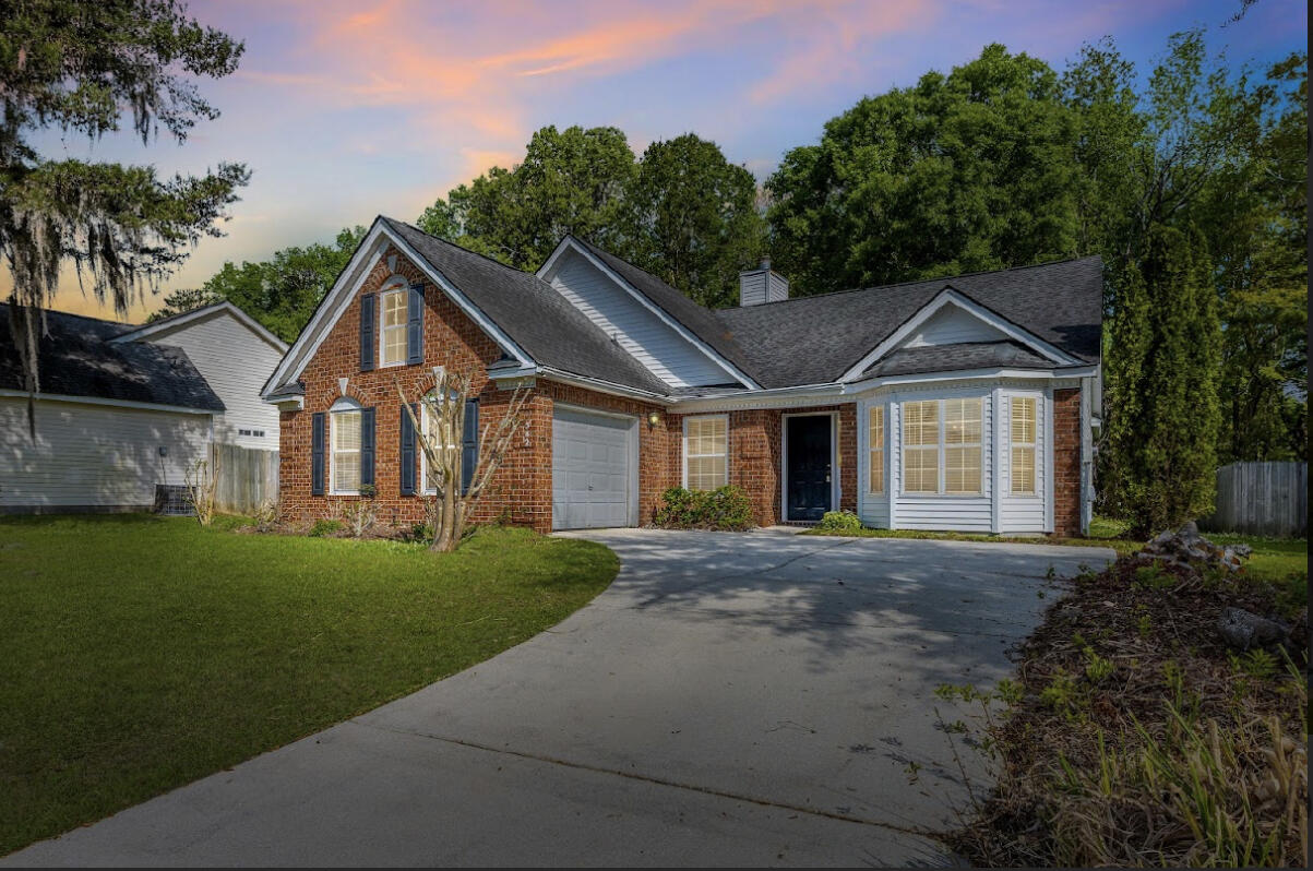 582 Carters Grove Road Charleston, SC 29414 - Photo 1 of 34 4BC17B5A-86CB-4F95-A12D-89AF191651C8