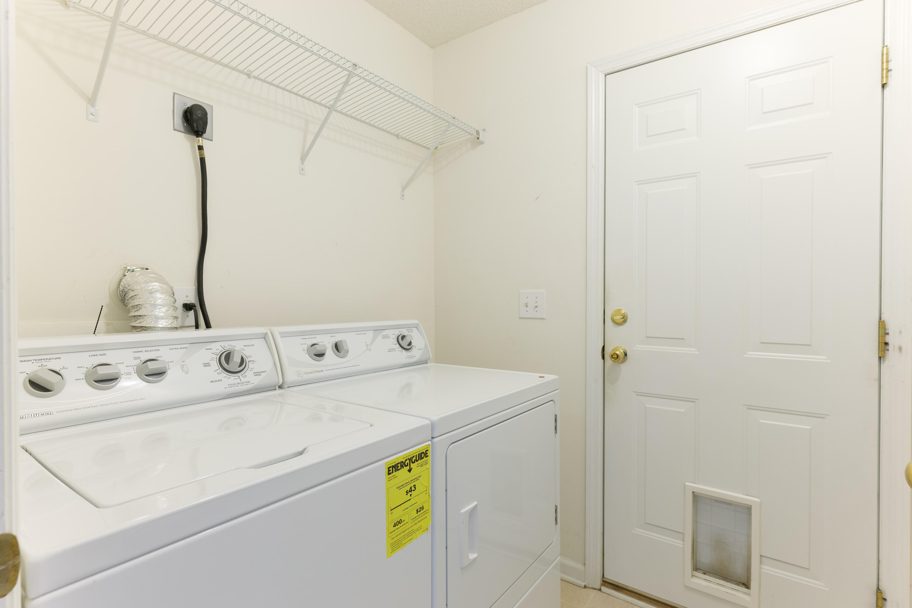 582 Carters Grove Road Charleston, SC 29414 - Photo 24 of 34 Laundry Area exiting to garage