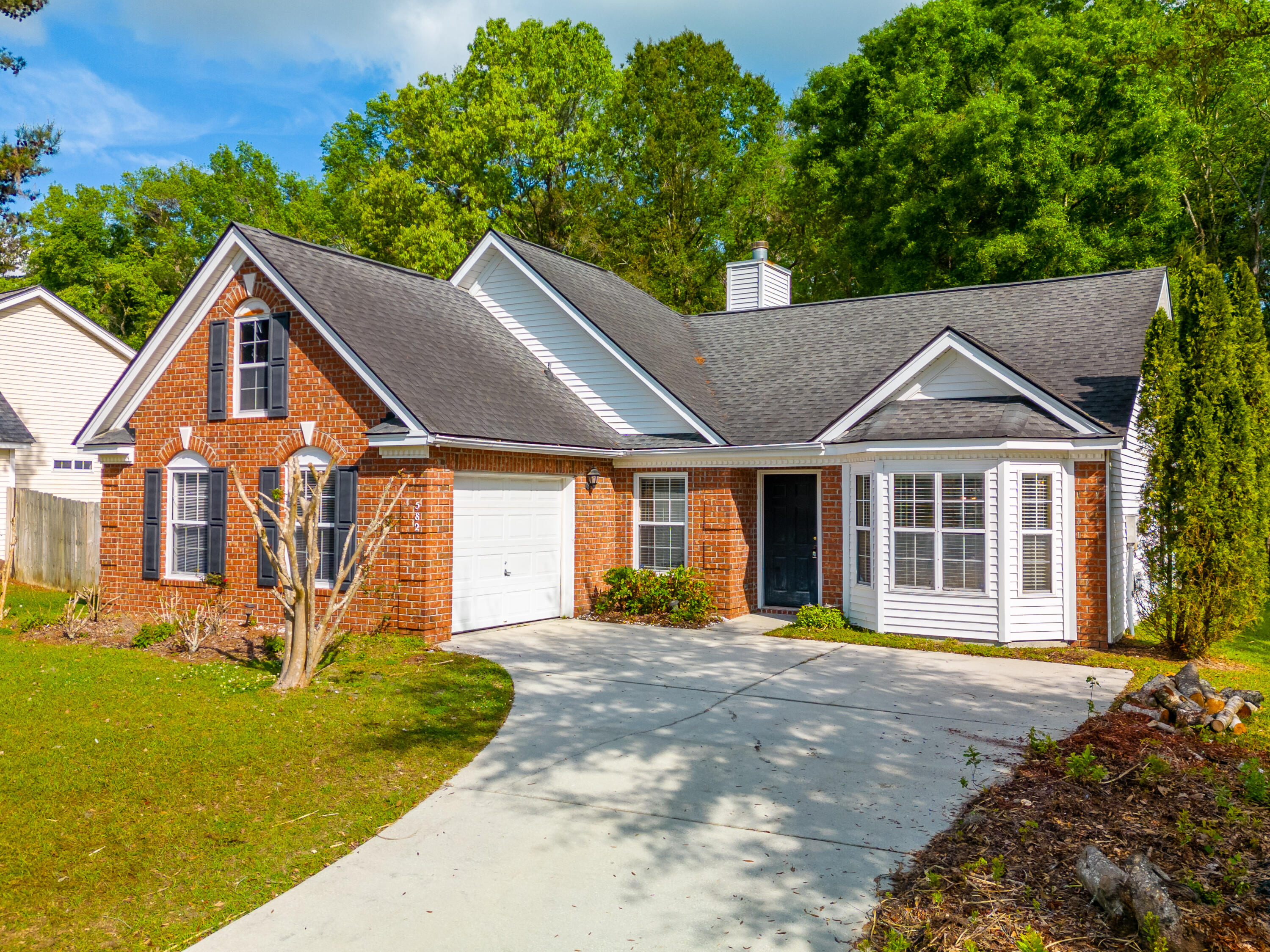 582 Carters Grove Road Charleston, SC 29414 - Photo 3 of 34 Exterior of Home