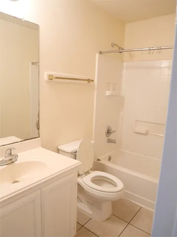 $229,000 | 5510 Rio Alamo Street, Rosharon, TX 77583