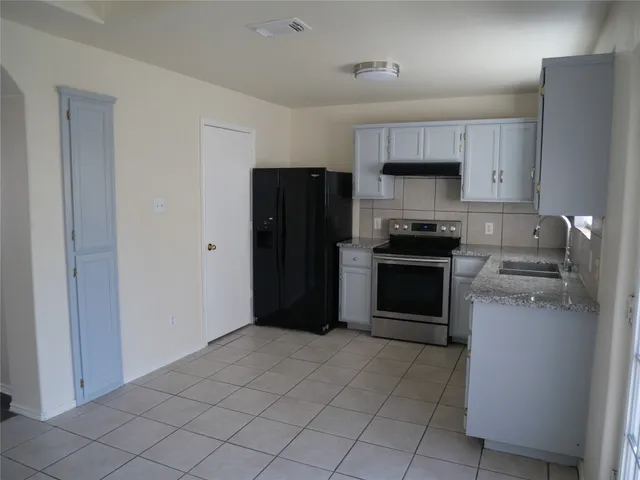 $229,000 | 5510 Rio Alamo Street, Rosharon, TX 77583