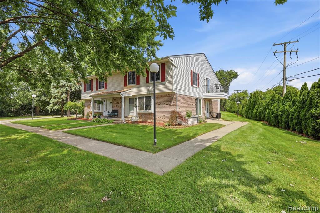 51142 South Foster Road, Unit 11 New Baltimore, MI 48047 - Photo 2 of 37 Gallery Image 2
