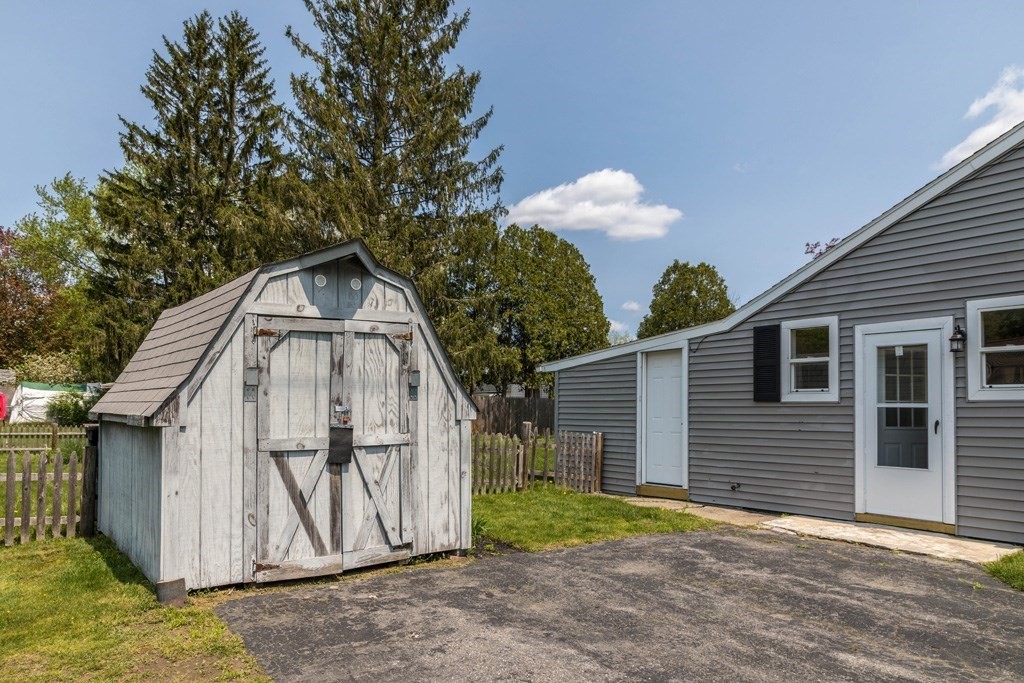 2 Pineview Road Dudley, MA 01571 - Photo 13 of 16 Gallery Image 13