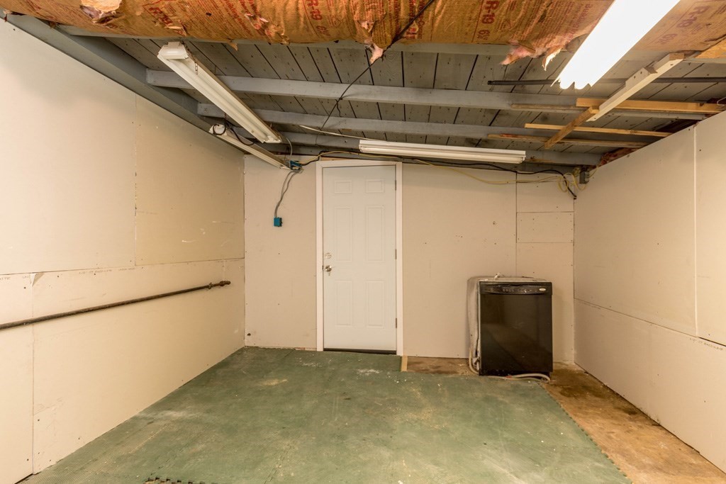 2 Pineview Road Dudley, MA 01571 - Photo 10 of 16 Gallery Image 10