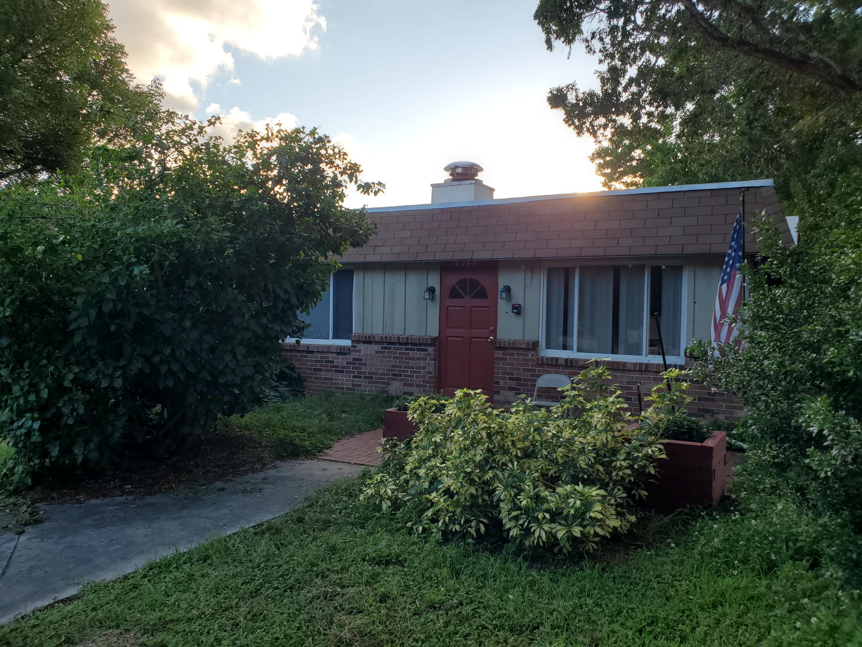 4357 Davis Road Lake Worth, FL 33461 - Photo 1 of 3 20201014_180903