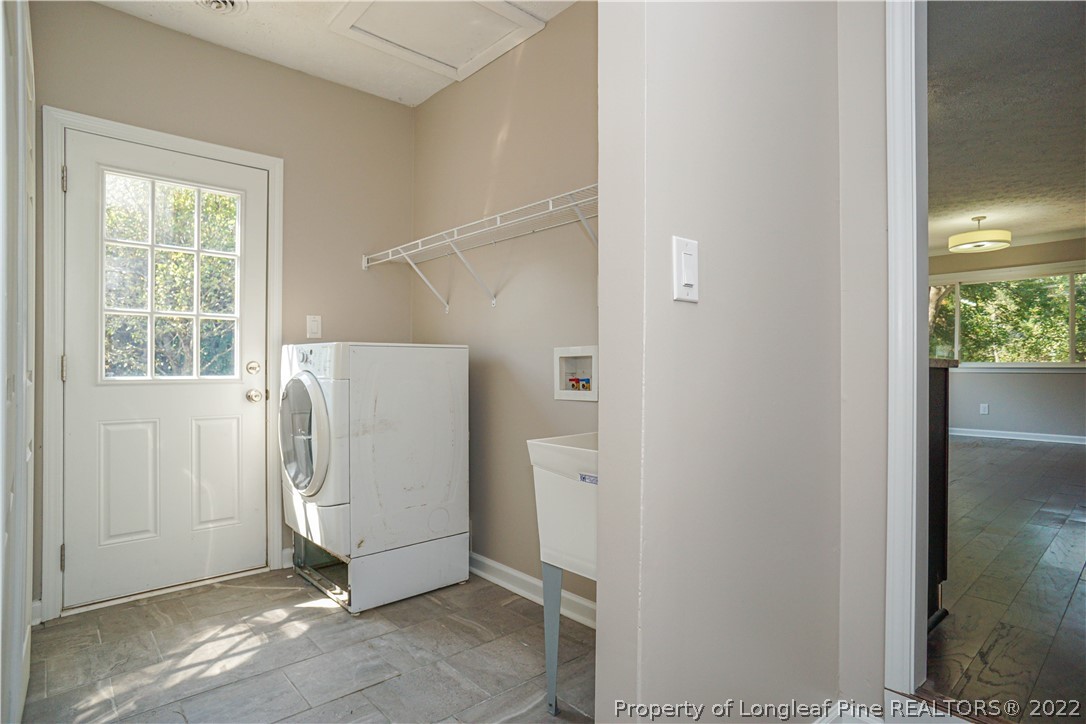 2581 Beard Road Eastover, NC 28312 - Photo 28 of 49 Gallery Image 28