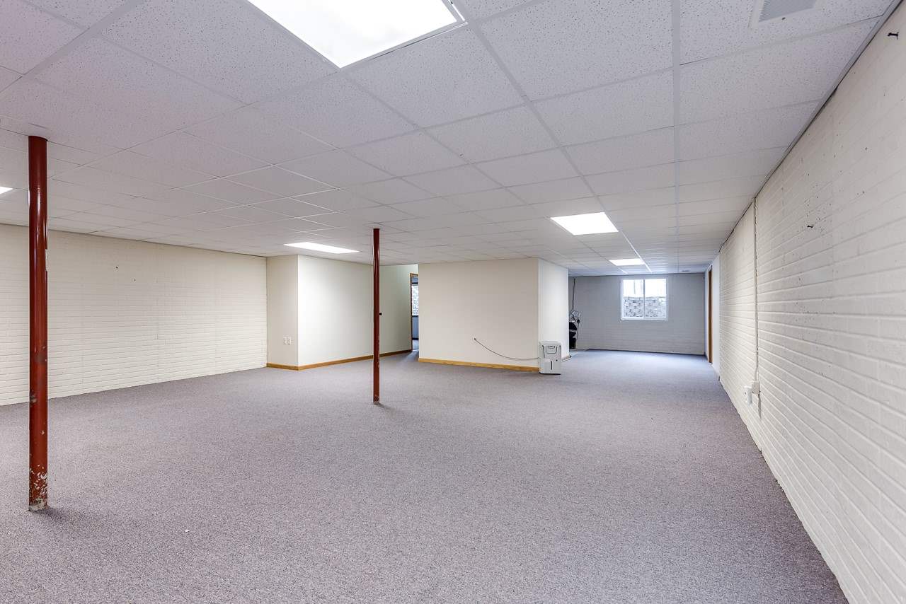 3116 North Gleaner Road Freeland, MI 48623 - Photo 24 of 32
