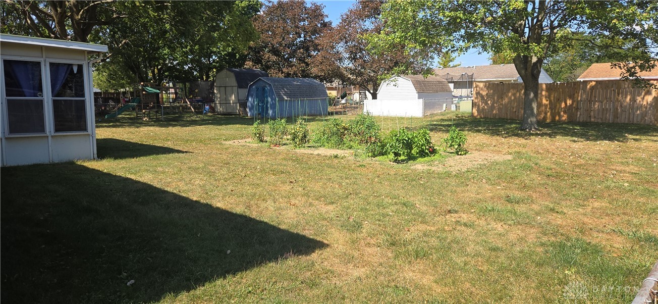 412 East Lexington Road Eaton, OH 45320 - Photo 5 of 22 Gallery Image 5