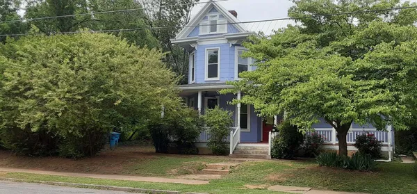 $1,250 | Undisclosed Address, Roanoke, CA 24016