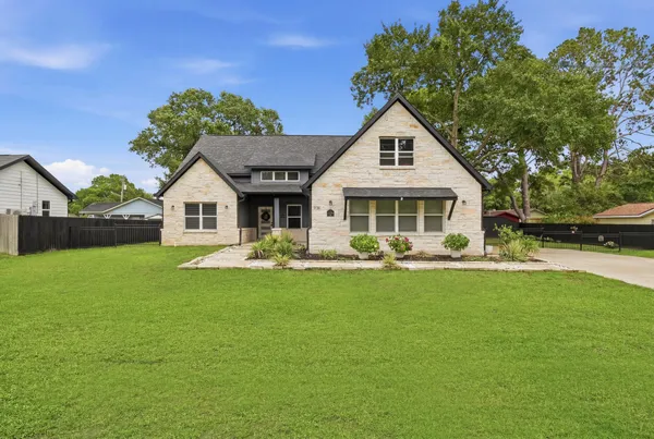 $399,000 | 708 Magnolia Street, Sealy, TX 77474