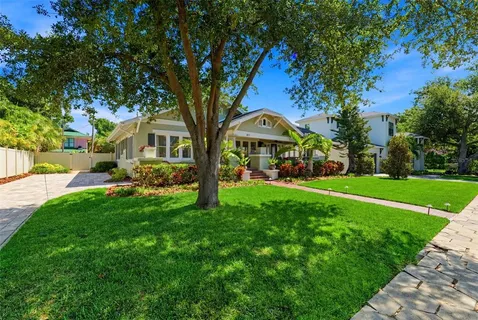 $985,000 | 871 17th Avenue North, St. Petersburg, FL 33704