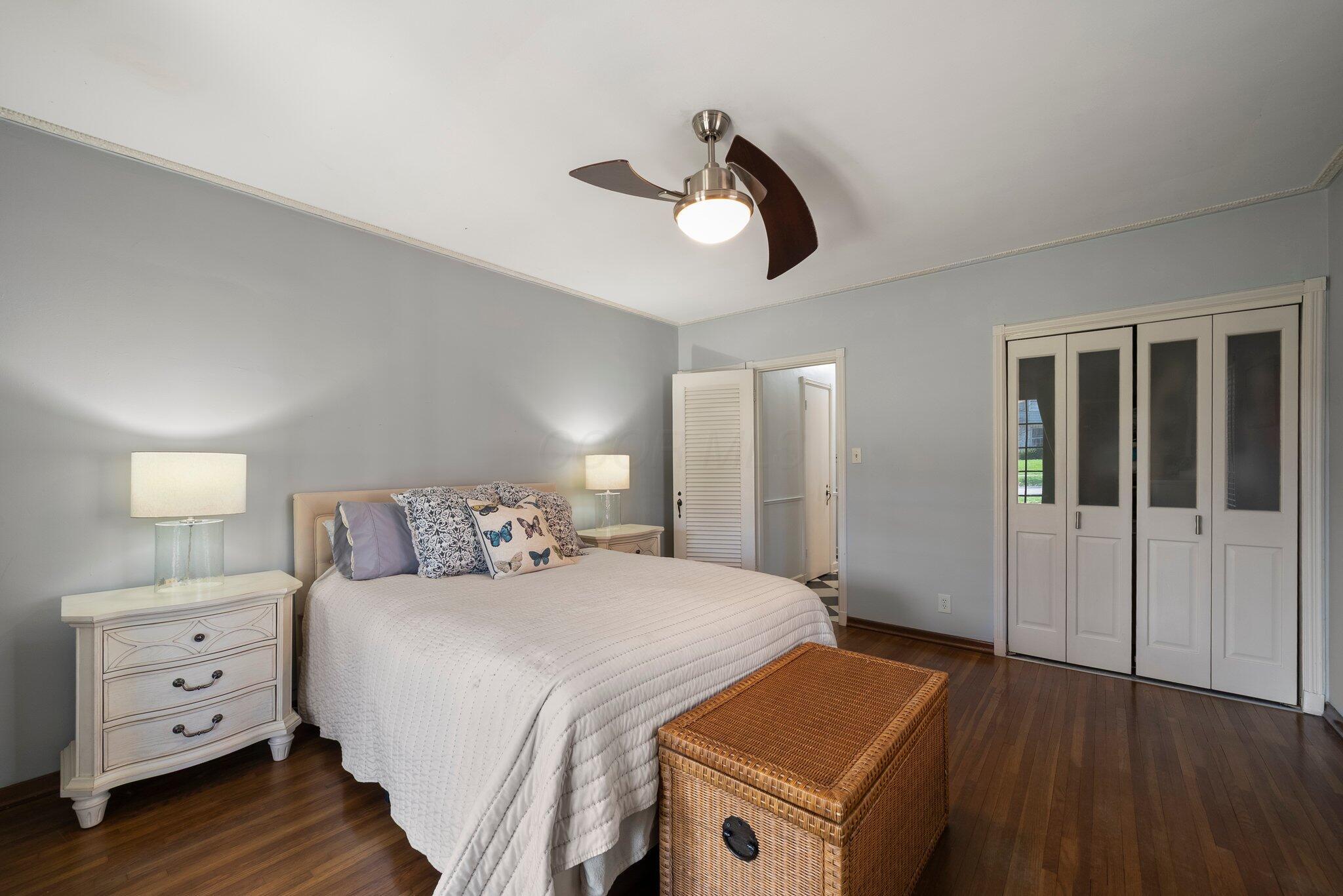 130 West Beaumont Road Columbus, OH 43214 - Photo 32 of 71 1st Floor Bedroom
