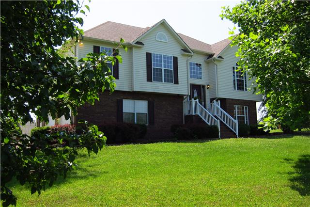 829 Rands Way Columbia, TN 38401 - Photo 1 of 14 Gallery Image 1