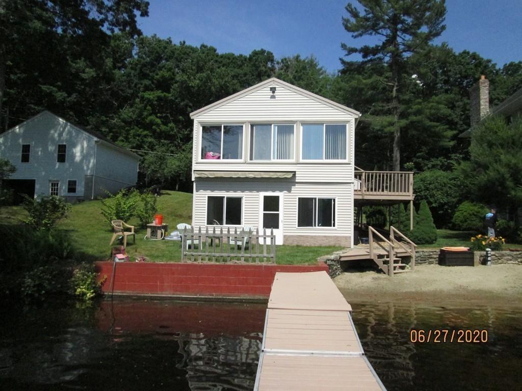 44 Ridge Trail Douglas, MA 01516 - Photo 5 of 22 a front view of a house with garden