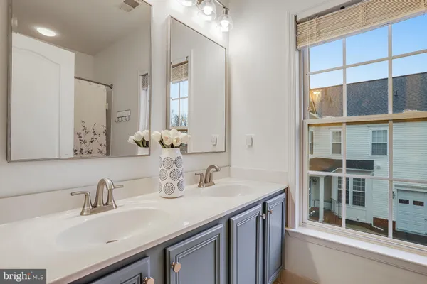 $995,000 | 21625 Merion Street, Ashburn, VA 20147