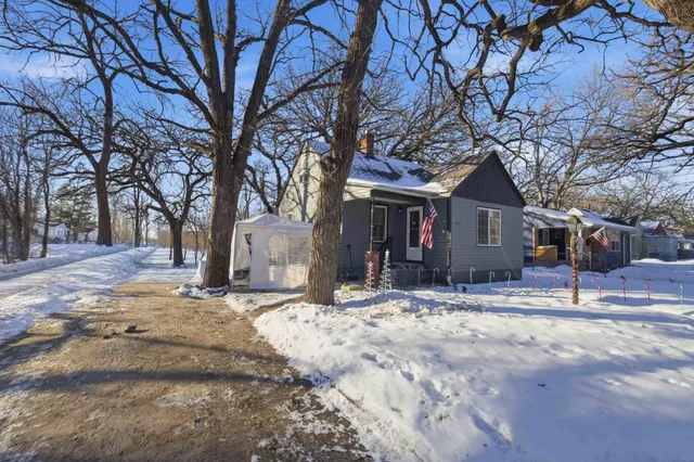 $175,900 | 31 12th Avenue Northeast, St. Cloud, MN 56304