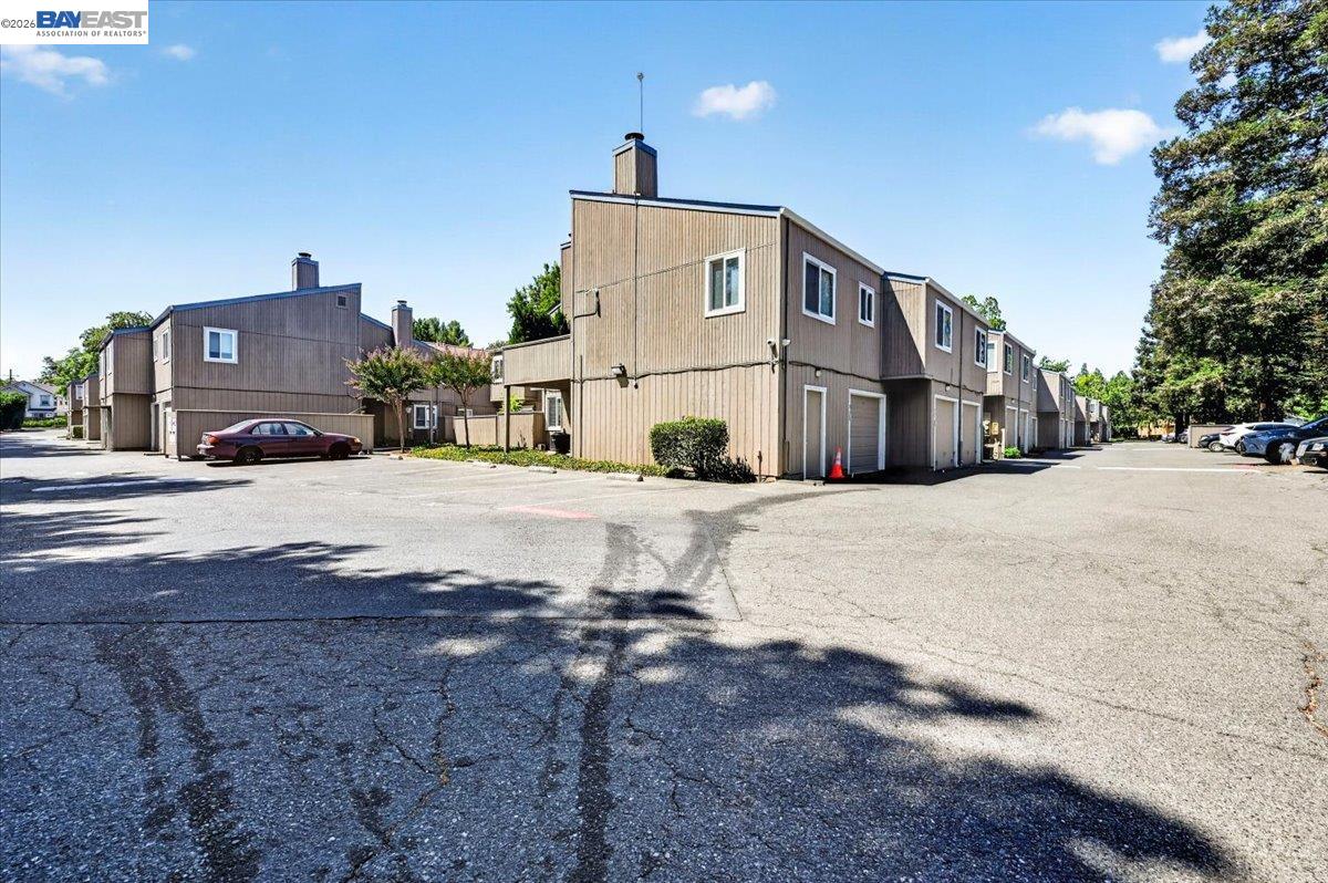 3901 Clayton Road, Unit 26 Concord, CA 94521 - Photo 4 of 32 Gallery Image 4