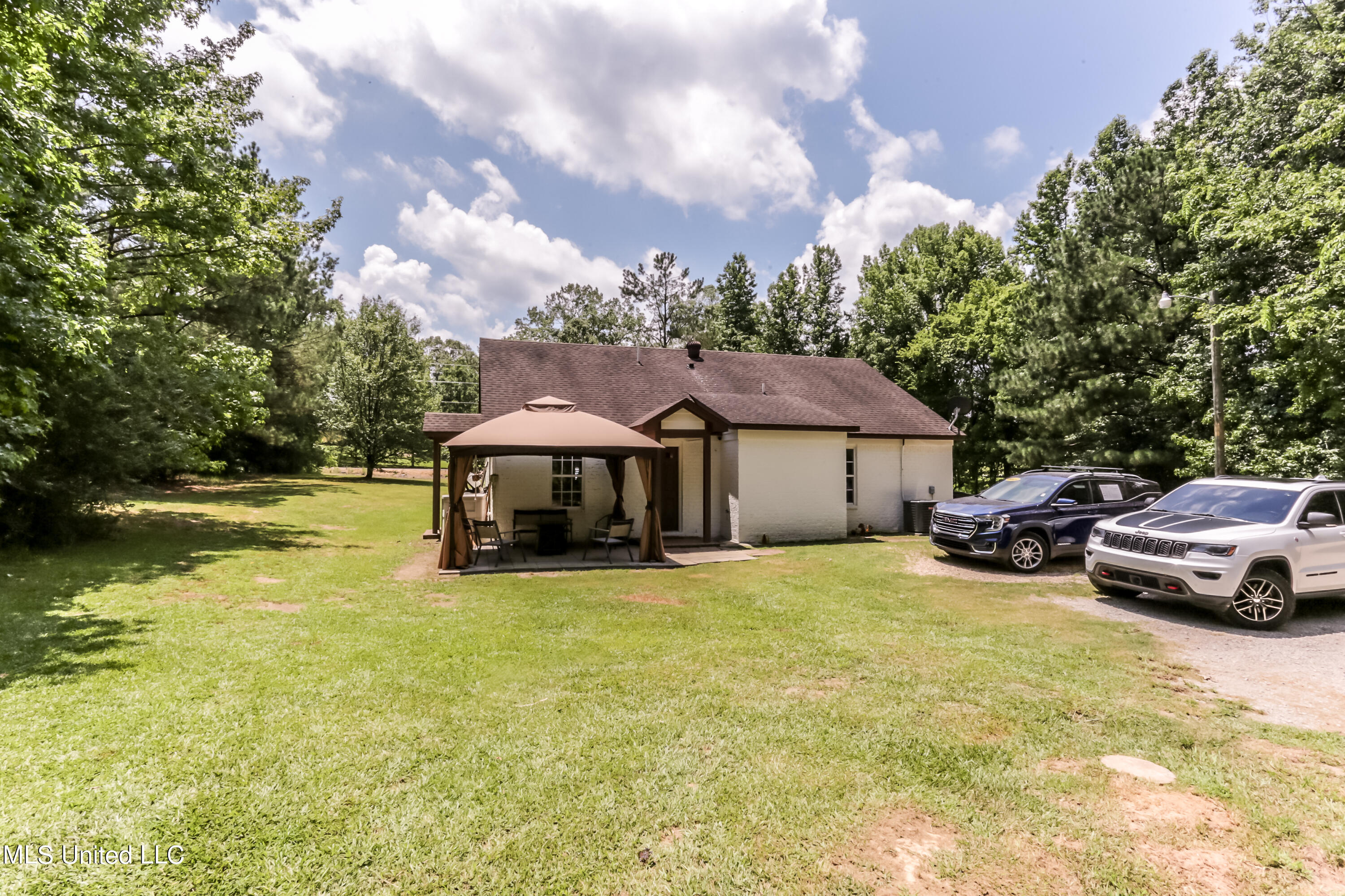 253 Red Banks Road Coldwater, MS 38618 - Photo 24 of 41 G22A7507
