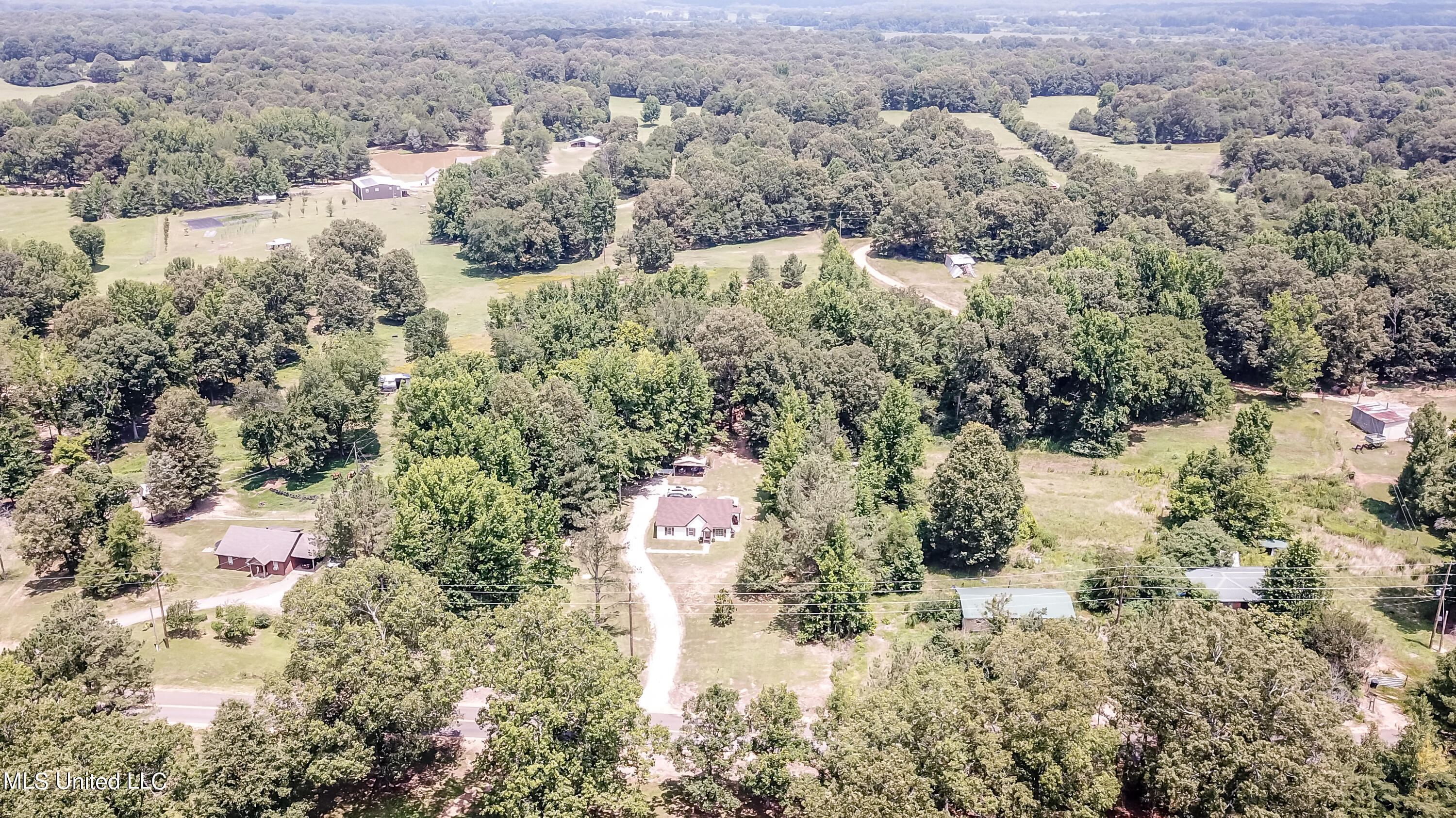 253 Red Banks Road Coldwater, MS 38618 - Photo 32 of 41 DJI_0007