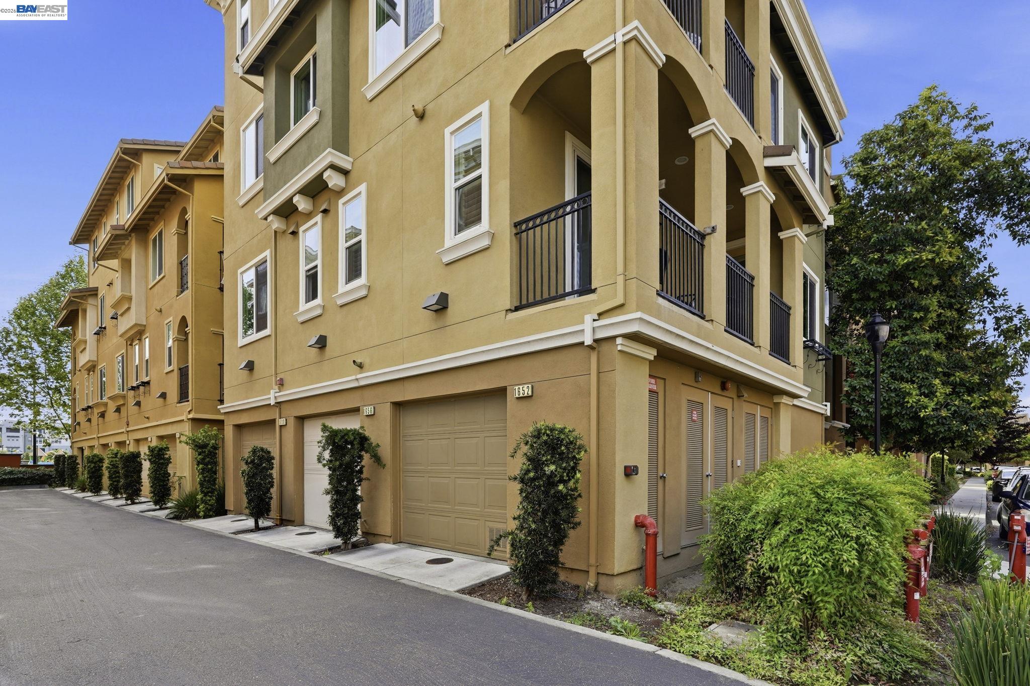 1656 Lee Way Milpitas, CA 95035 - Photo 3 of 39