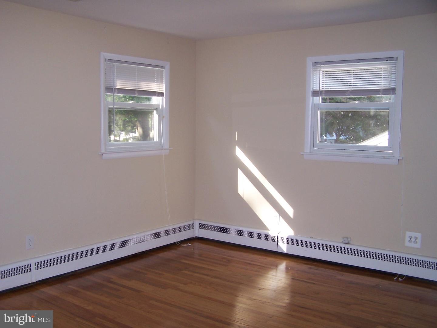 1046 Anna Road Huntingdon Valley, PA 19006 - Photo 15 of 25 Gallery Image 15
