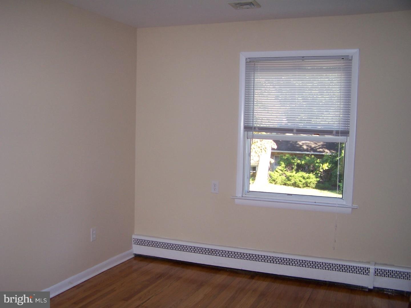 1046 Anna Road Huntingdon Valley, PA 19006 - Photo 19 of 25 Gallery Image 19