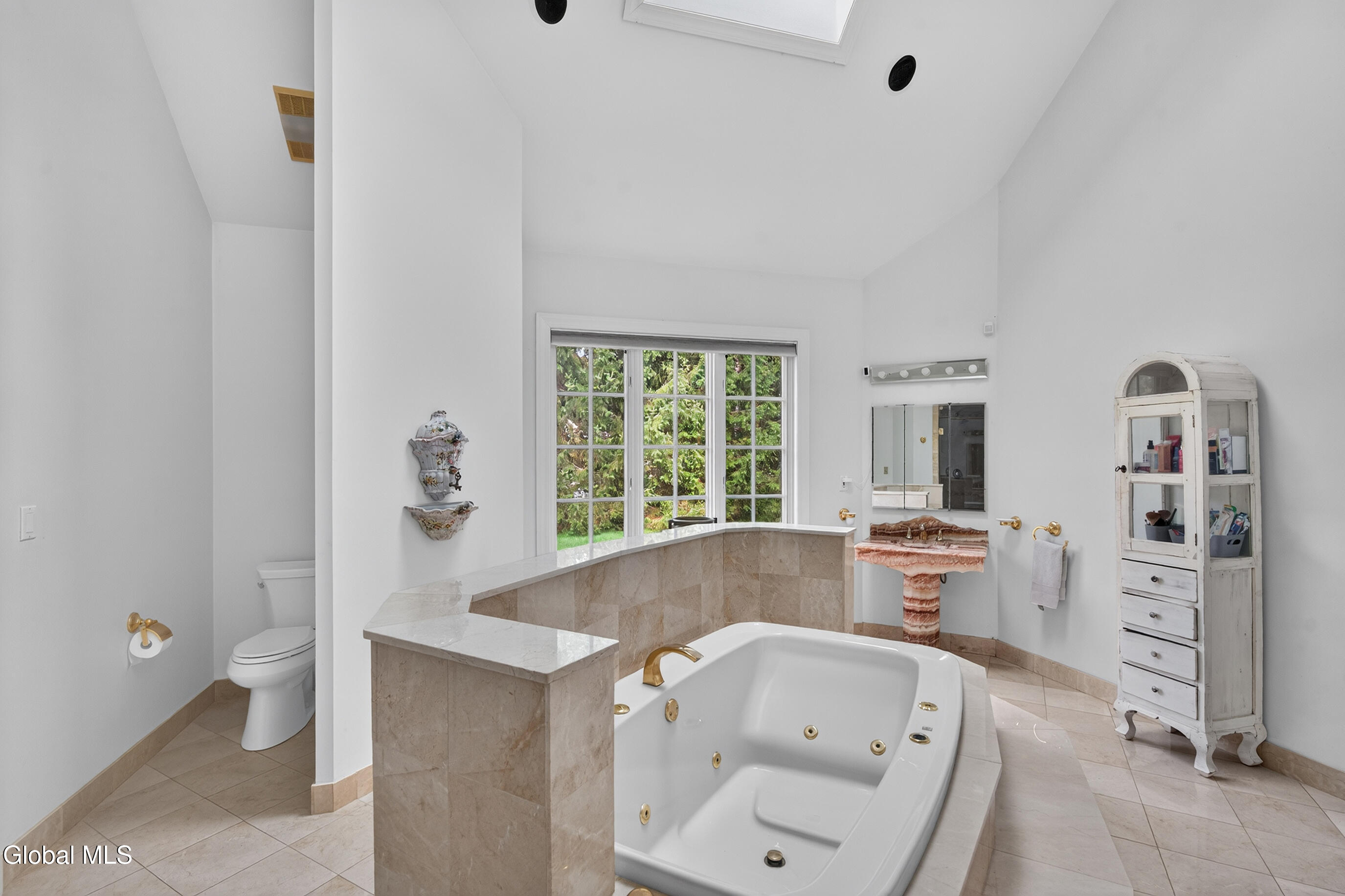 1648 New Scotland Road Bethlehem, NY 12159 - Photo 21 of 51 078-1648-New-Scotland-Road-Slingerlands-
