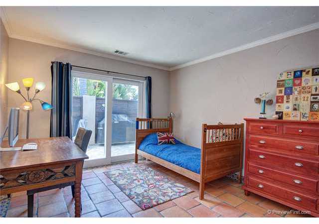 353 Ocean View Avenue Encinitas, CA 92024 - Photo 15 of 25 Gallery Image 15