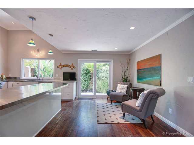 353 Ocean View Avenue Encinitas, CA 92024 - Photo 10 of 25 Gallery Image 10