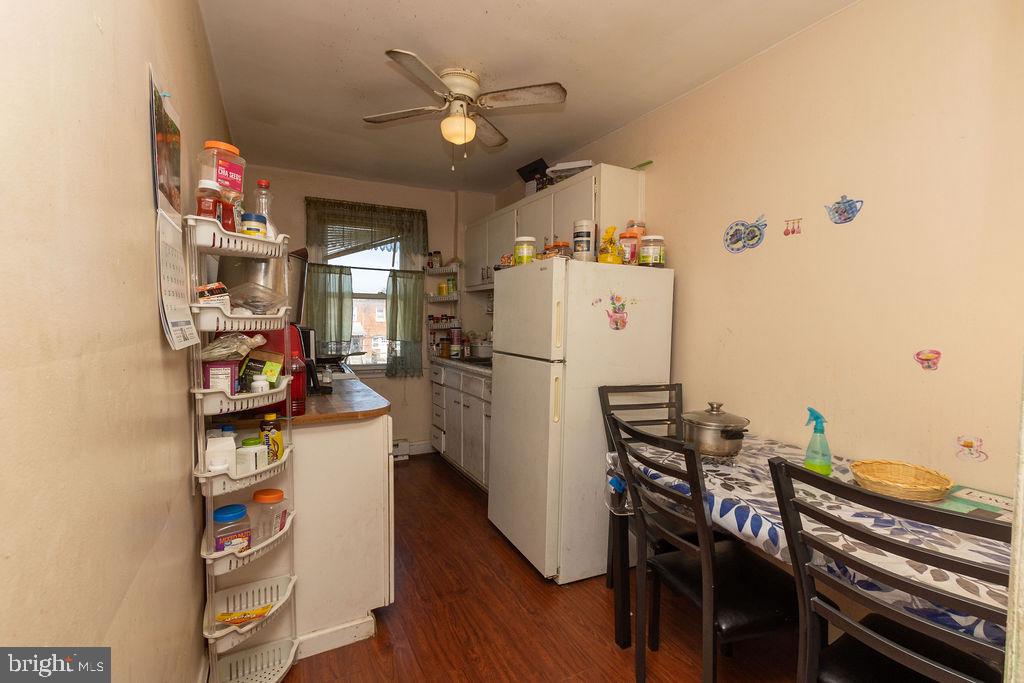 2921 Cornwall Road Dundalk, MD 21222 - Photo 22 of 31 Upper Kitchen