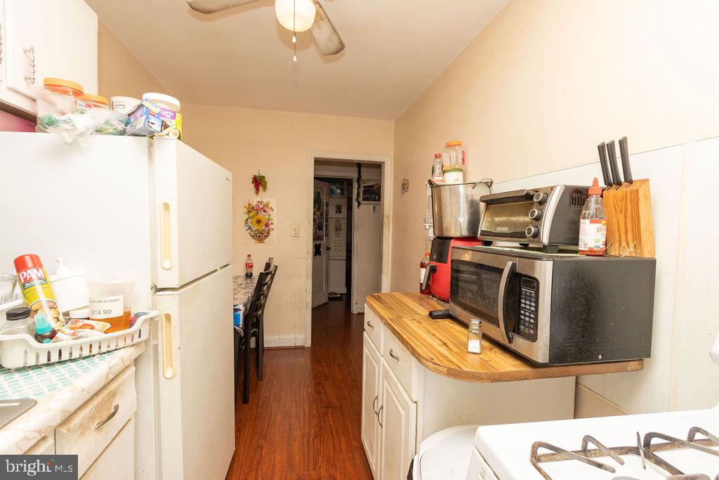 2921 Cornwall Road Dundalk, MD 21222 - Photo 23 of 31 Upper Kitchen