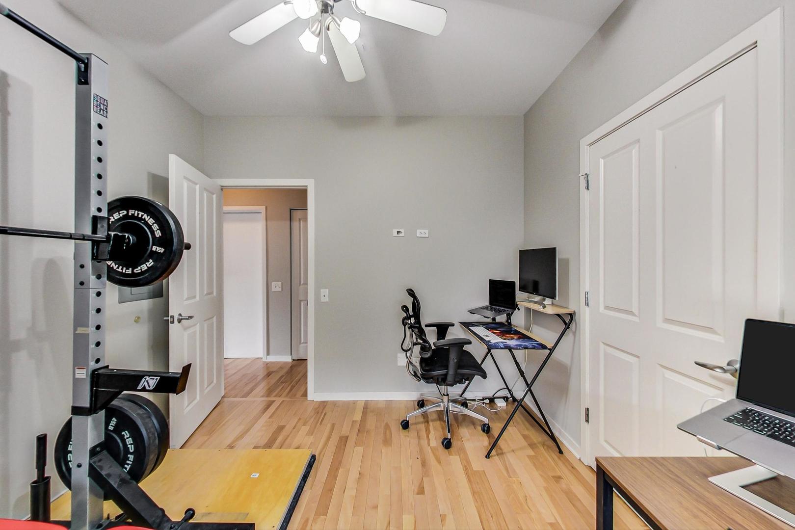 1038 South Racine Avenue, Unit 201 Chicago, IL 60607 - Photo 15 of 19