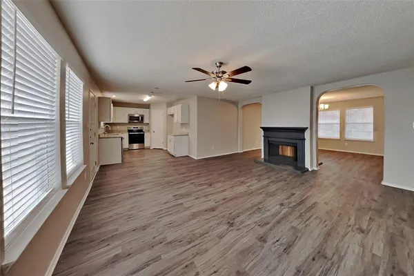 $1,900 | 1108 Halifax Lane, Forney, TX 75126