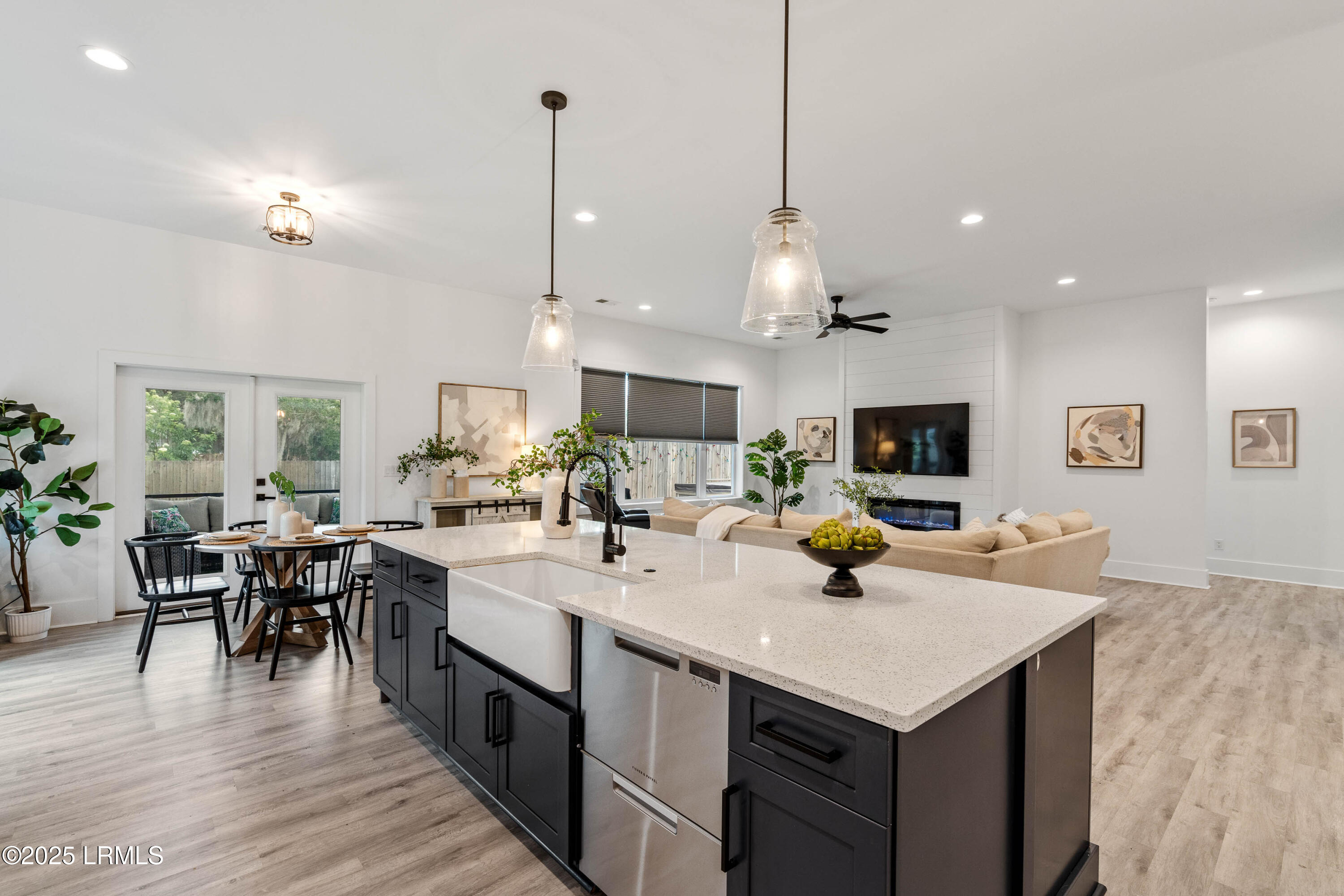 1014 Ferrets End Beaufort, SC 29902 - Photo 14 of 57 1014 Ferrets End-35