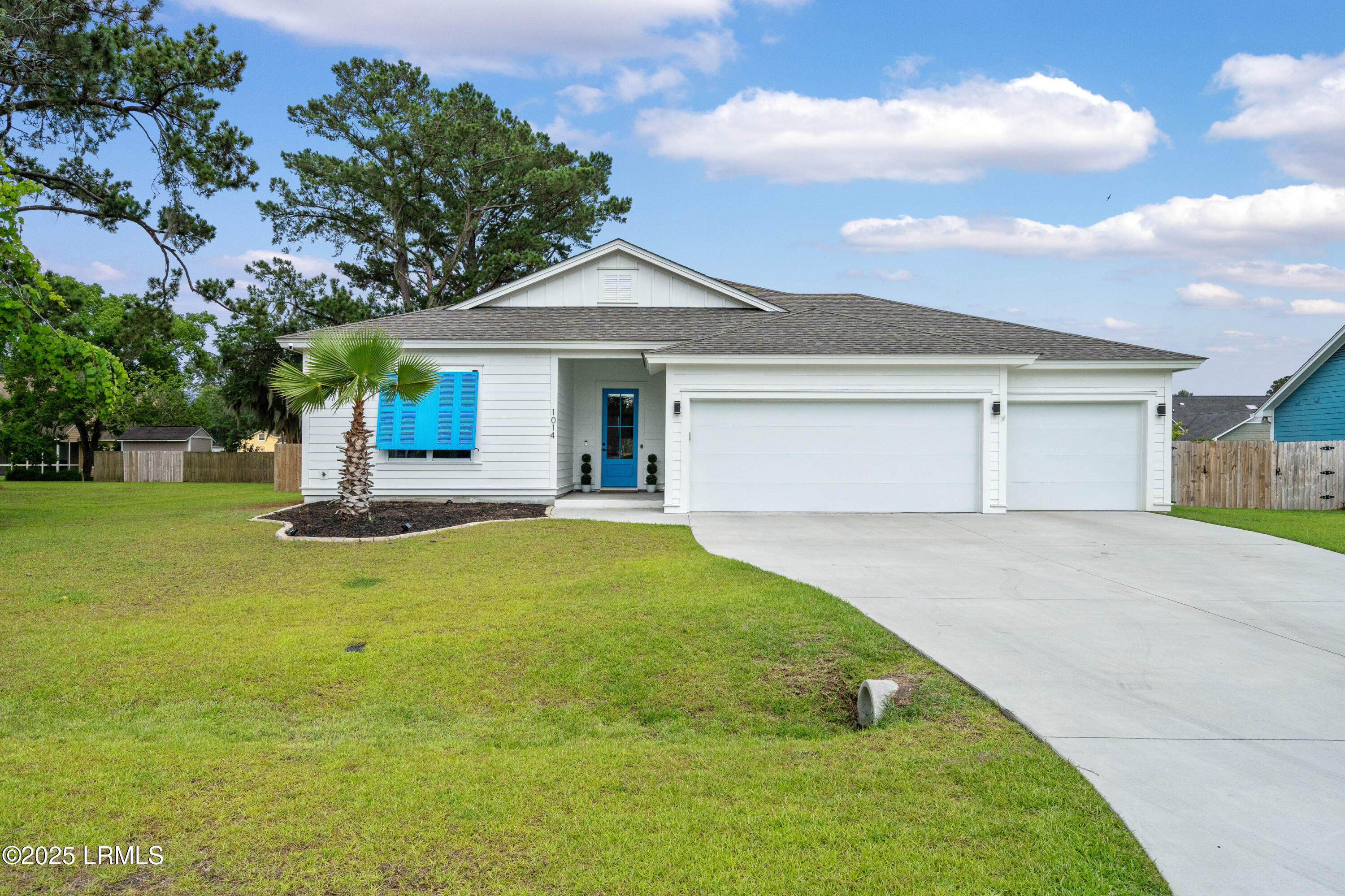 1014 Ferrets End Beaufort, SC 29902 - Photo 3 of 57 1014 Ferrets End-2