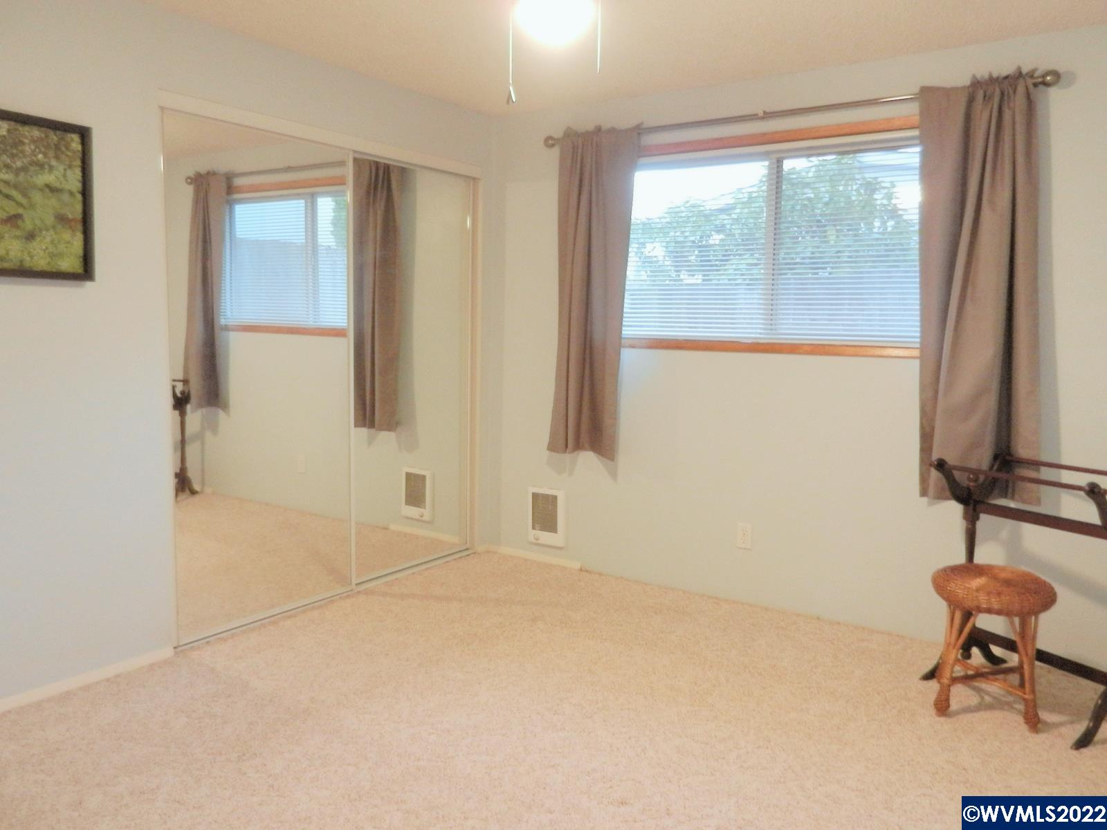 785 Boone Road Southeast Salem, OR 97302 - Photo 14 of 19 Gallery Image 14