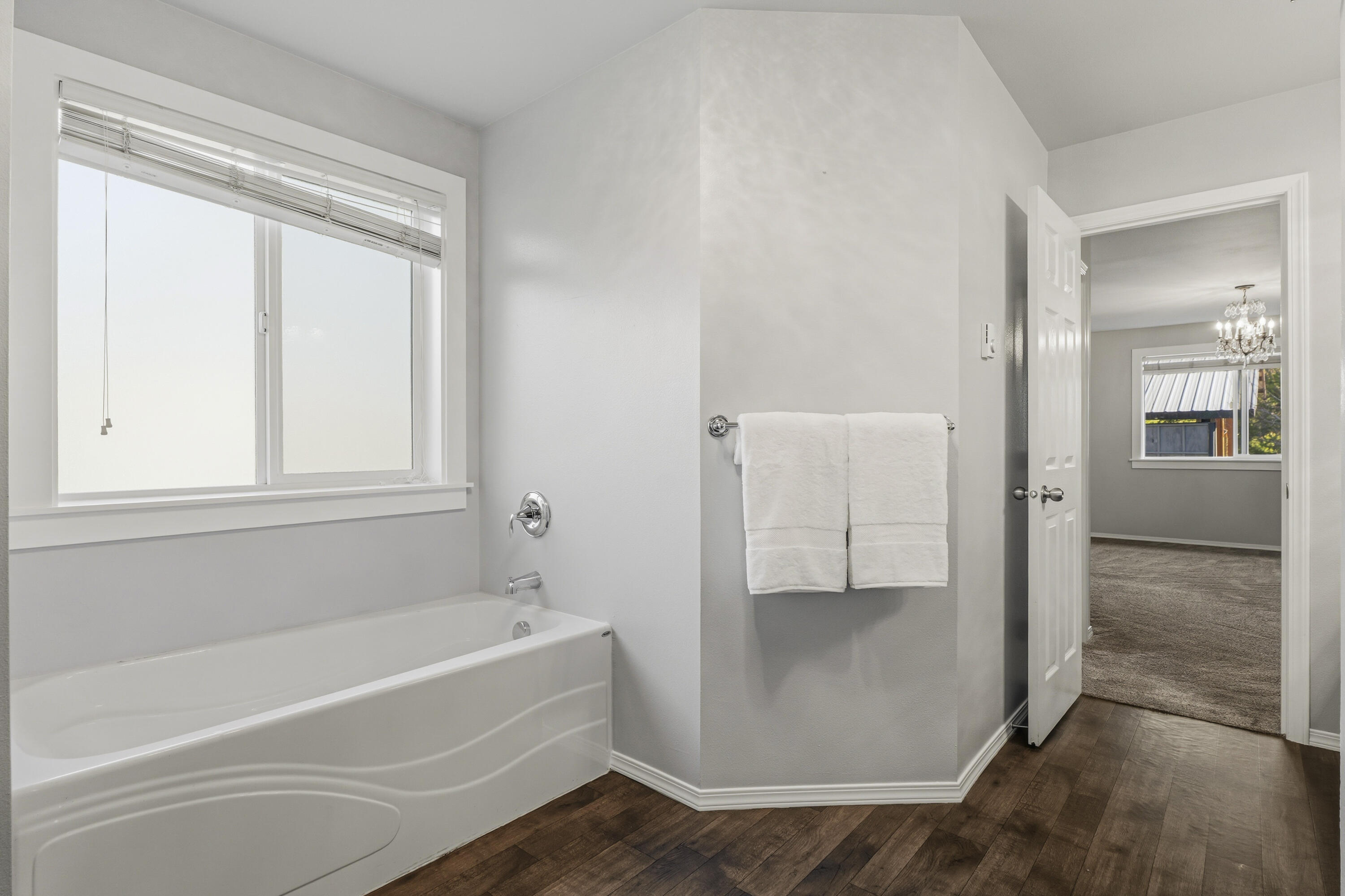 16050 Dick Road La Pine, OR 97739 - Photo 27 of 59 a bathroom with a bathtub and a shower