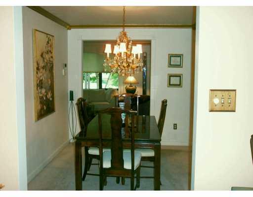 121 Oakhurst Road Pittsburgh, PA 15215 - Photo 5 of 8 Dining Room.