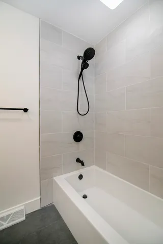 $439,900 | 214 Somerset Court, New Lenox, IL 60451