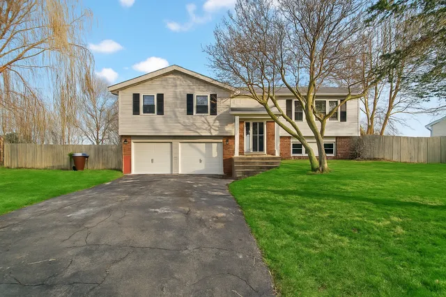 $439,900 | 214 Somerset Court, New Lenox, IL 60451