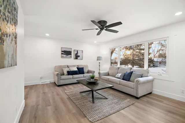 $439,900 | 214 Somerset Court, New Lenox, IL 60451