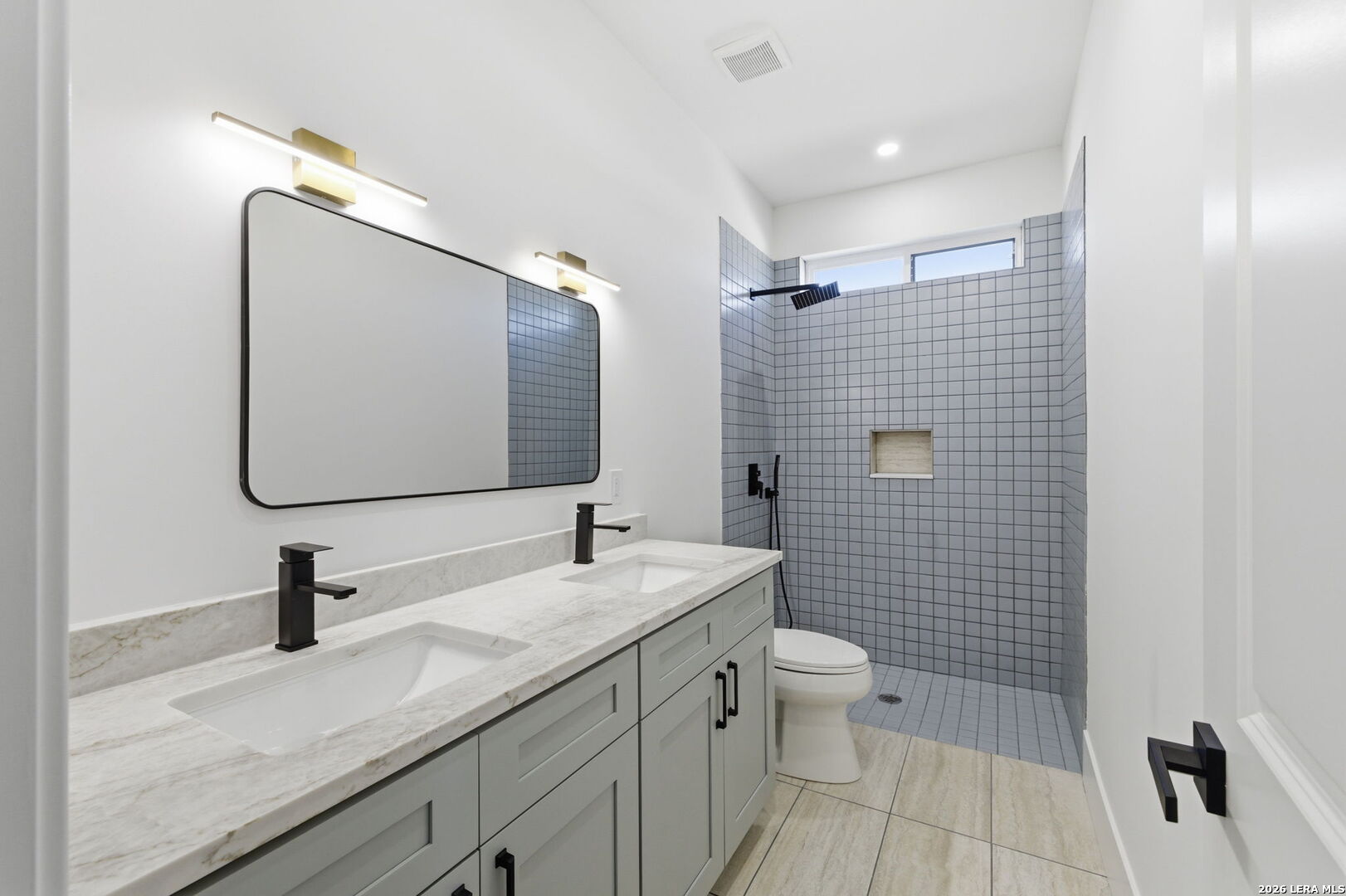 340 Spring Creek Circle Bandera, TX 78003 - Photo 20 of 48