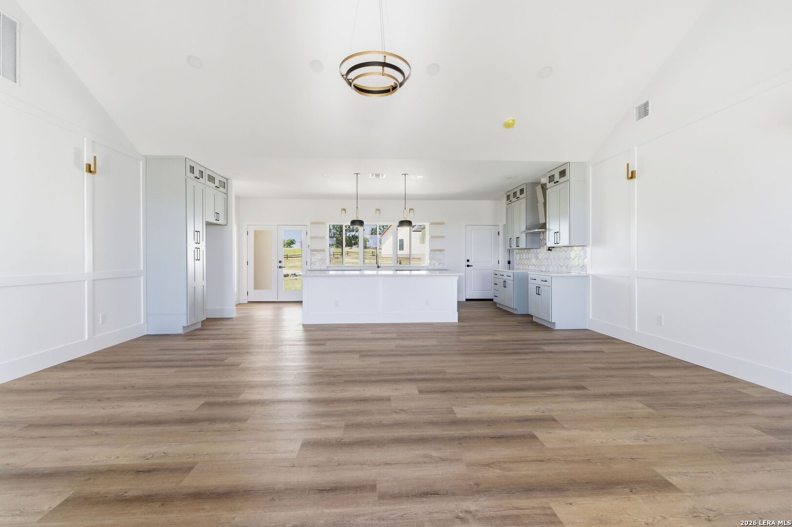 340 Spring Creek Circle Bandera, TX 78003 - Photo 6 of 48