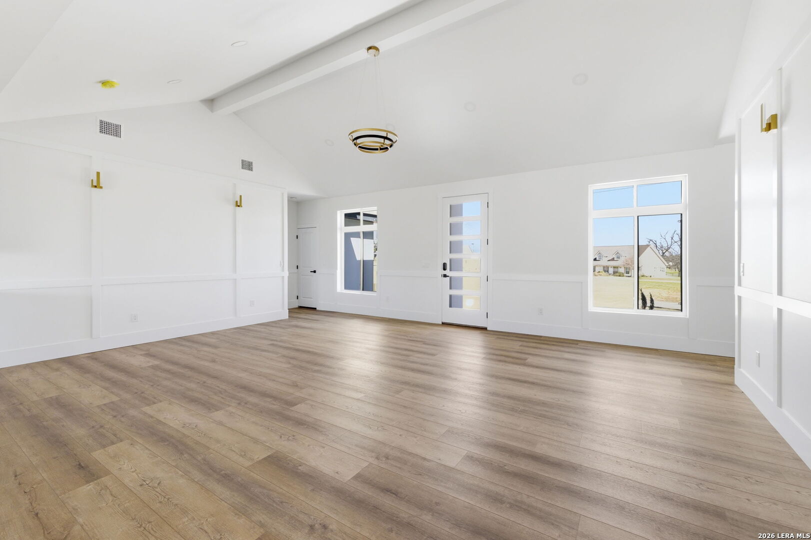 340 Spring Creek Circle Bandera, TX 78003 - Photo 8 of 48