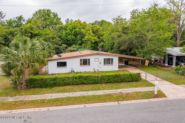 $219,700 | 6840 Londonbridge Lane, Jacksonville, FL 32210